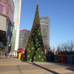 栢威年好早就开始庆祝圣诞了 2017年11月