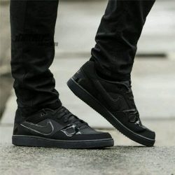 我这双Nike帅吗